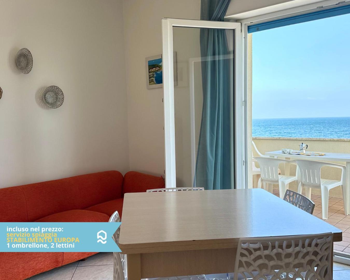 Rs321 - Marcelli, Trilocale Fronte Mare Con Spiaggia Inclusa Kültér fotó
